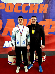 Шарипов Ислам - призер первенства России по пауэрлифтингу