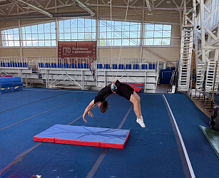 Мастер-класс по спортивной акробатике