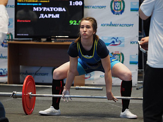 В Ханты-Мансийске собрались самые сильные пауэрлифтеры округа