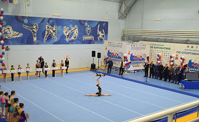 Нижневартовск приветствует акробатов со всей страны 