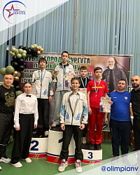 Кикбоксёры успешно выступили в Сургуте